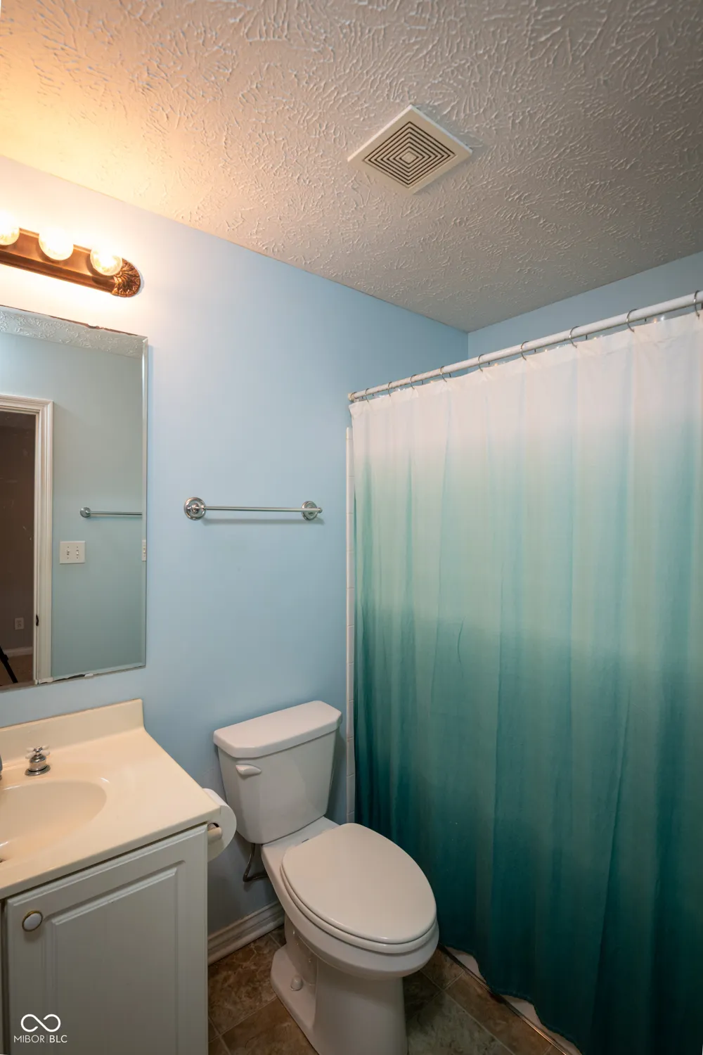 1796 Willow Bend Court Avon, IN 46123