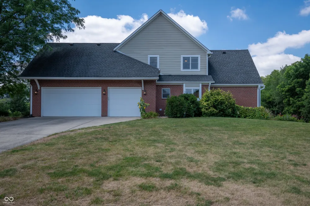 1796 Willow Bend Court Avon, IN 46123