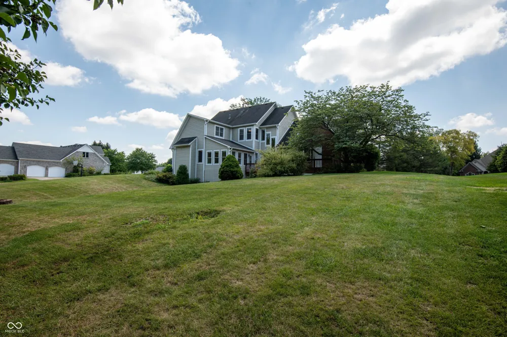 1796 Willow Bend Court Avon, IN 46123