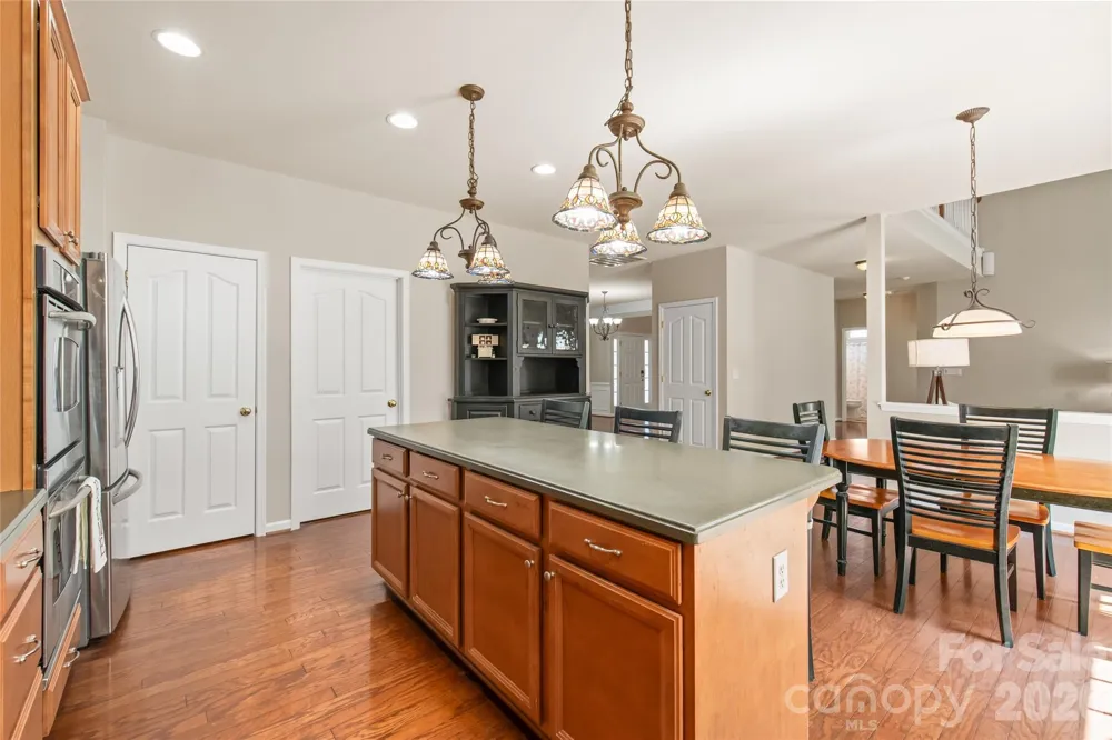 1906 Birchbrook Court Harrisburg, NC 28075