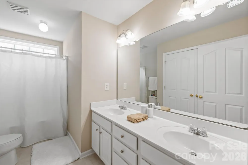1906 Birchbrook Court Harrisburg, NC 28075