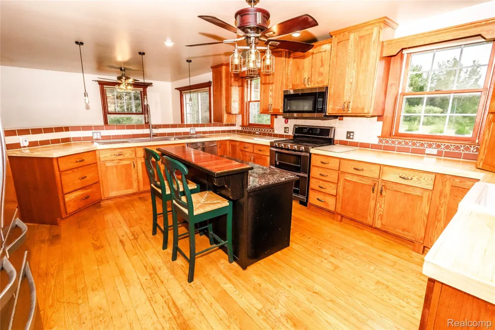 4667 Montgomery Road Burnside Township, MI 48453