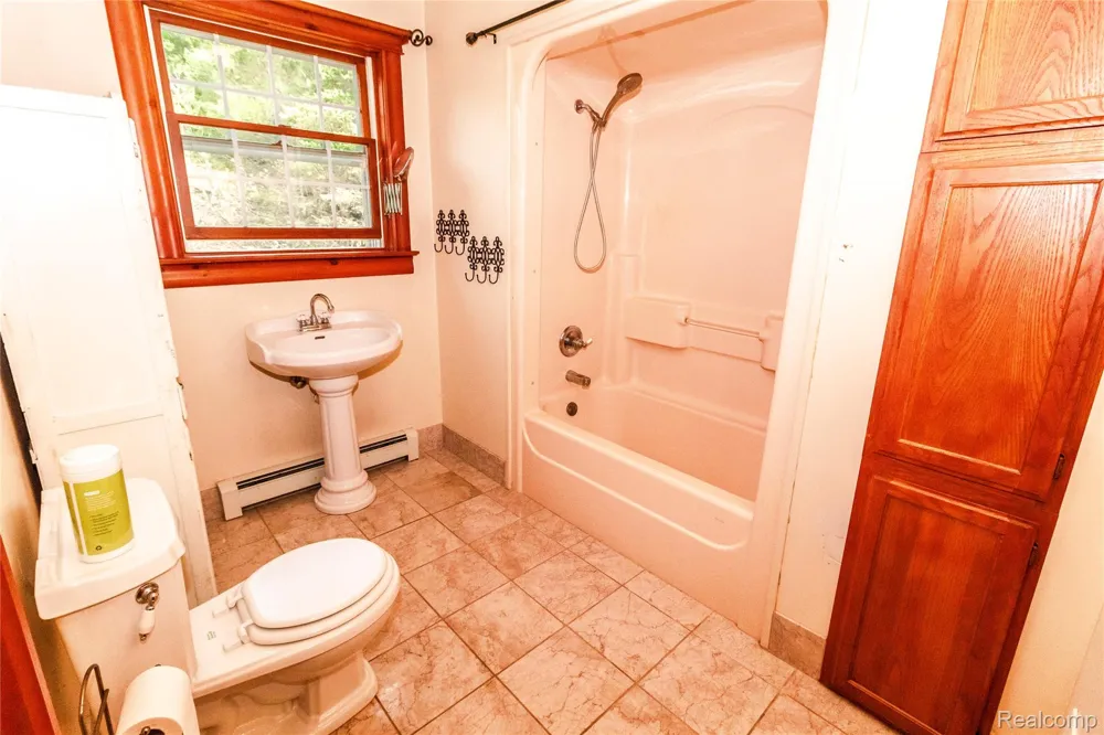 4667 Montgomery Road Burnside Township, MI 48453