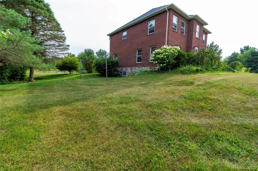 4667 Montgomery Road Burnside Township, MI 48453