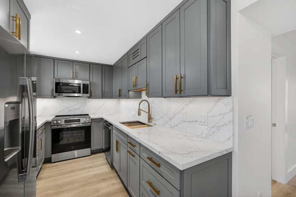 136 Lakeshore Drive North Palm Beach, FL 33408