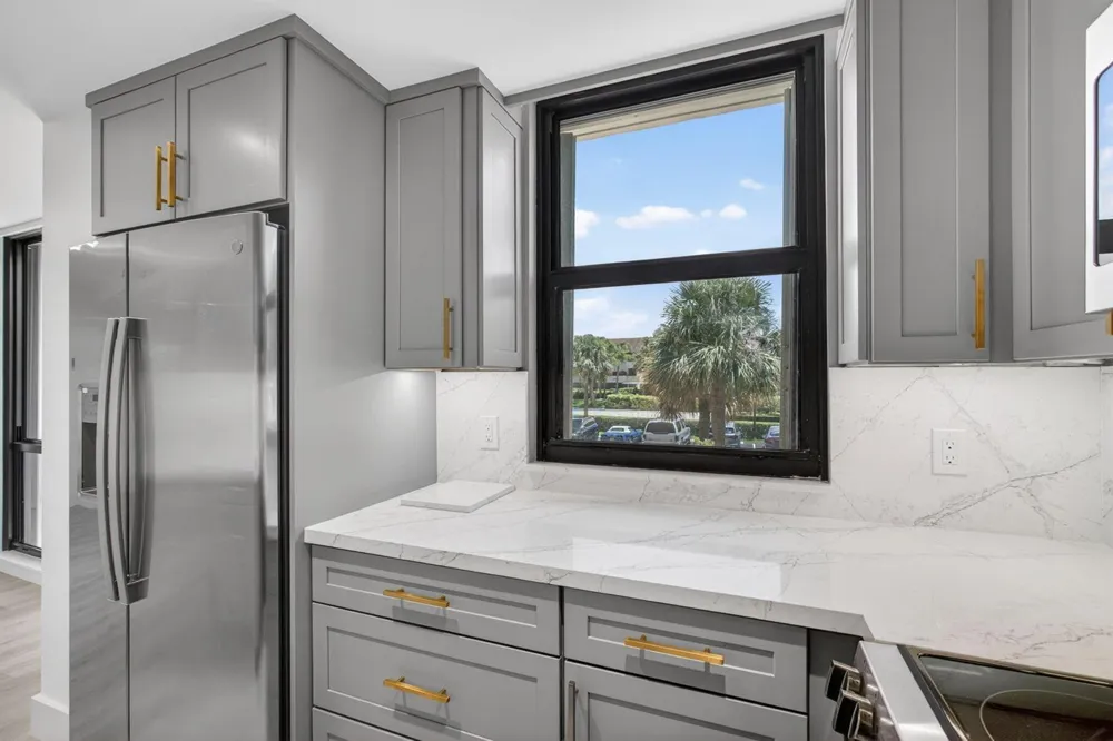 136 Lakeshore Drive North Palm Beach, FL 33408