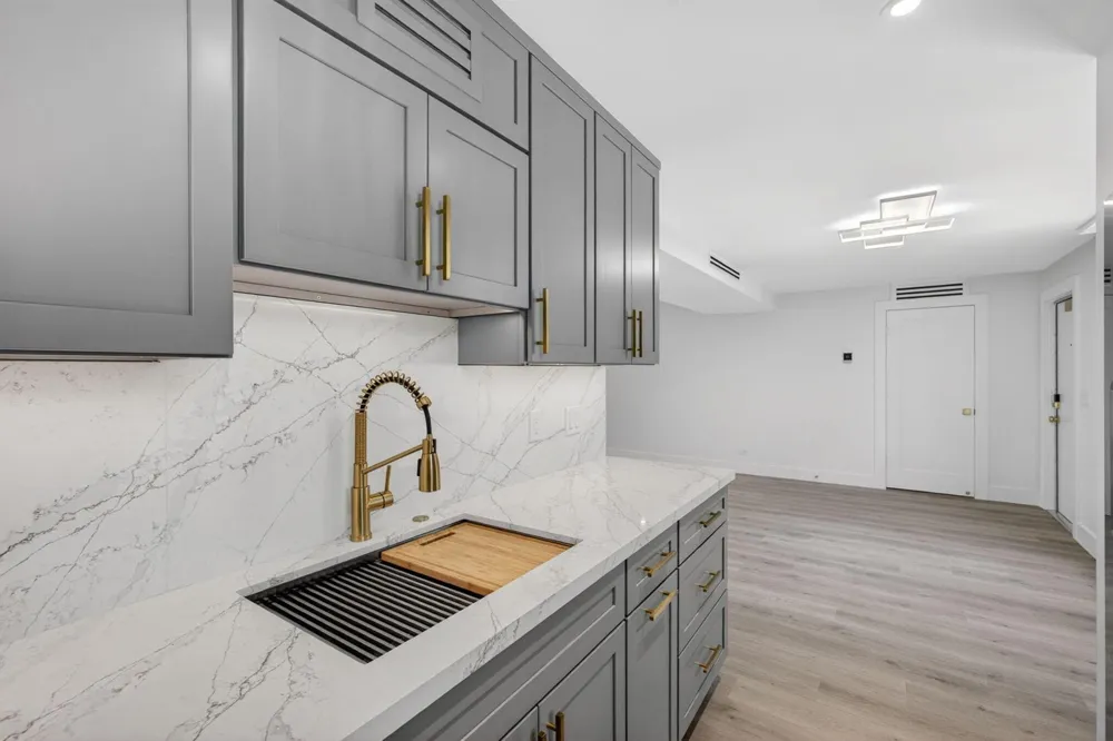 136 Lakeshore Drive North Palm Beach, FL 33408
