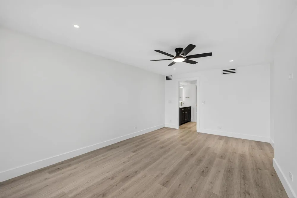 136 Lakeshore Drive North Palm Beach, FL 33408