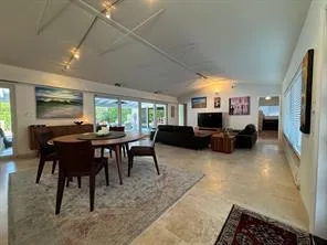 2701 NE 27th Court Fort Lauderdale, FL 33306