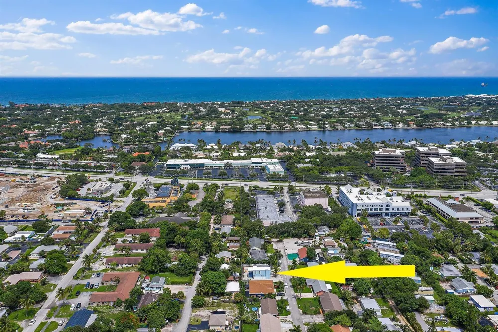 1779 Len Drive #1 North Palm Beach, FL 33408