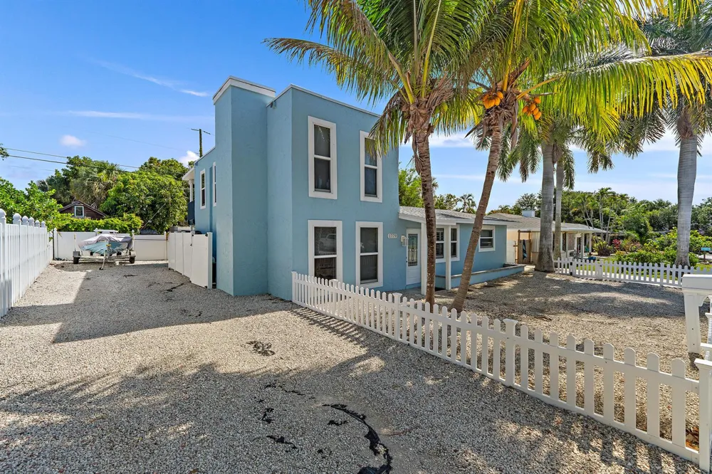 1779 Len Drive #1 North Palm Beach, FL 33408