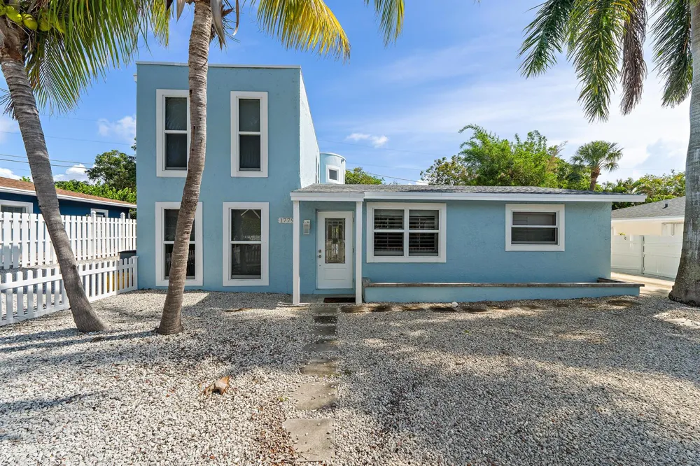 1779 Len Drive #1 North Palm Beach, FL 33408