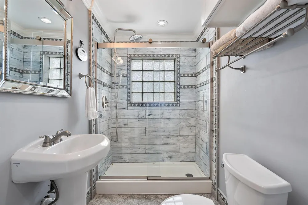 1779 Len Drive #1 North Palm Beach, FL 33408