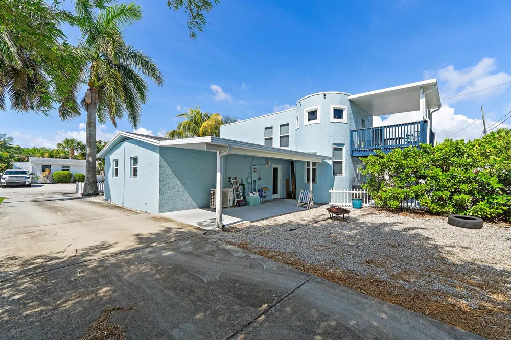 1779 Len Drive #1 North Palm Beach, FL 33408