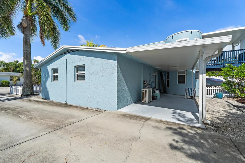 1779 Len Drive #1 North Palm Beach, FL 33408