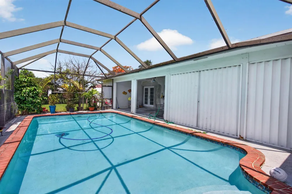 7501 NW 6th Street Plantation, FL 33317