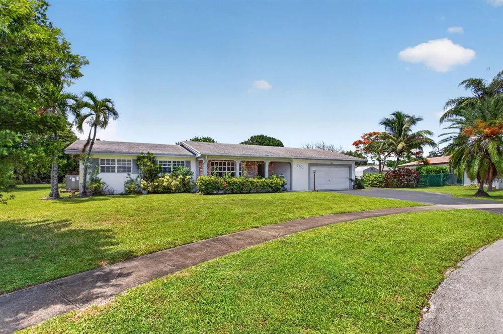 7501 NW 6th Street Plantation, FL 33317