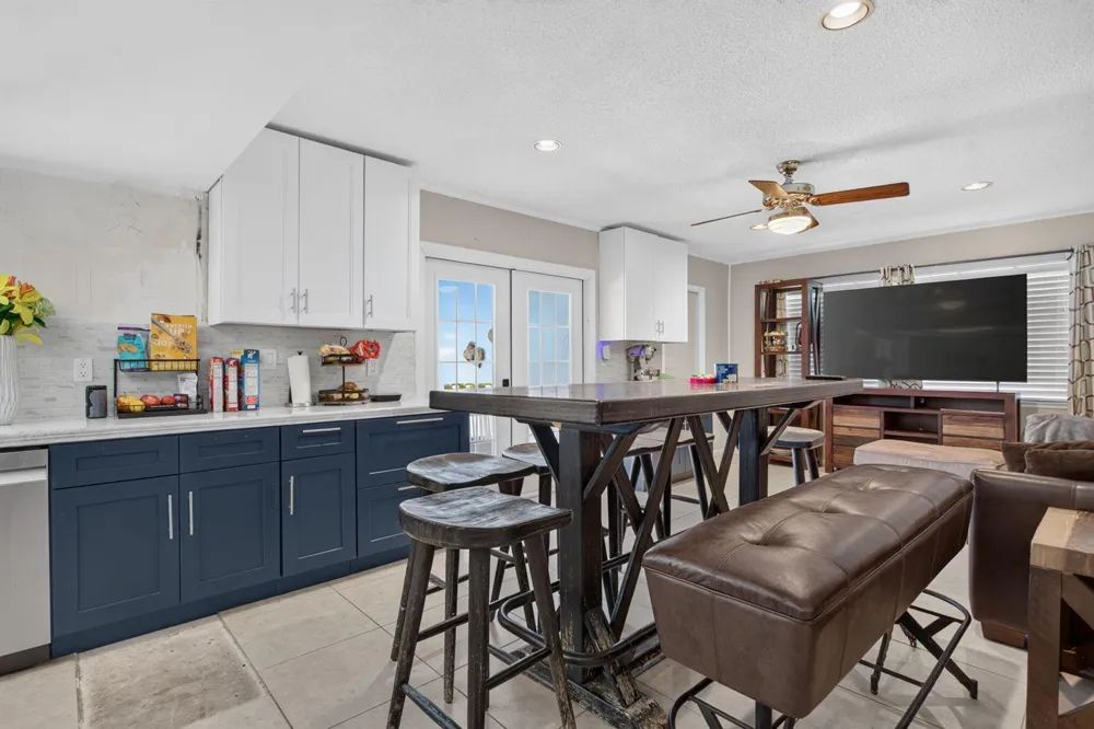 7501 NW 6th Street Plantation, FL 33317
