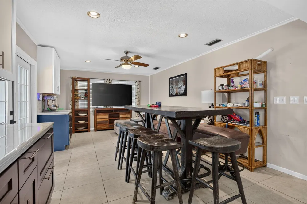 7501 NW 6th Street Plantation, FL 33317