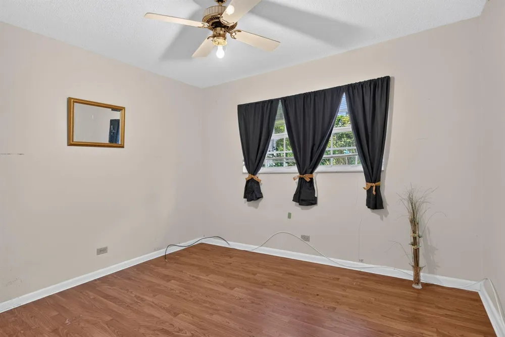 7501 NW 6th Street Plantation, FL 33317