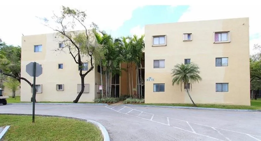 8015 SW 107th Avenue SW #218 Miami, FL 33173