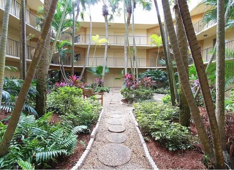 8015 SW 107th Avenue SW #218 Miami, FL 33173