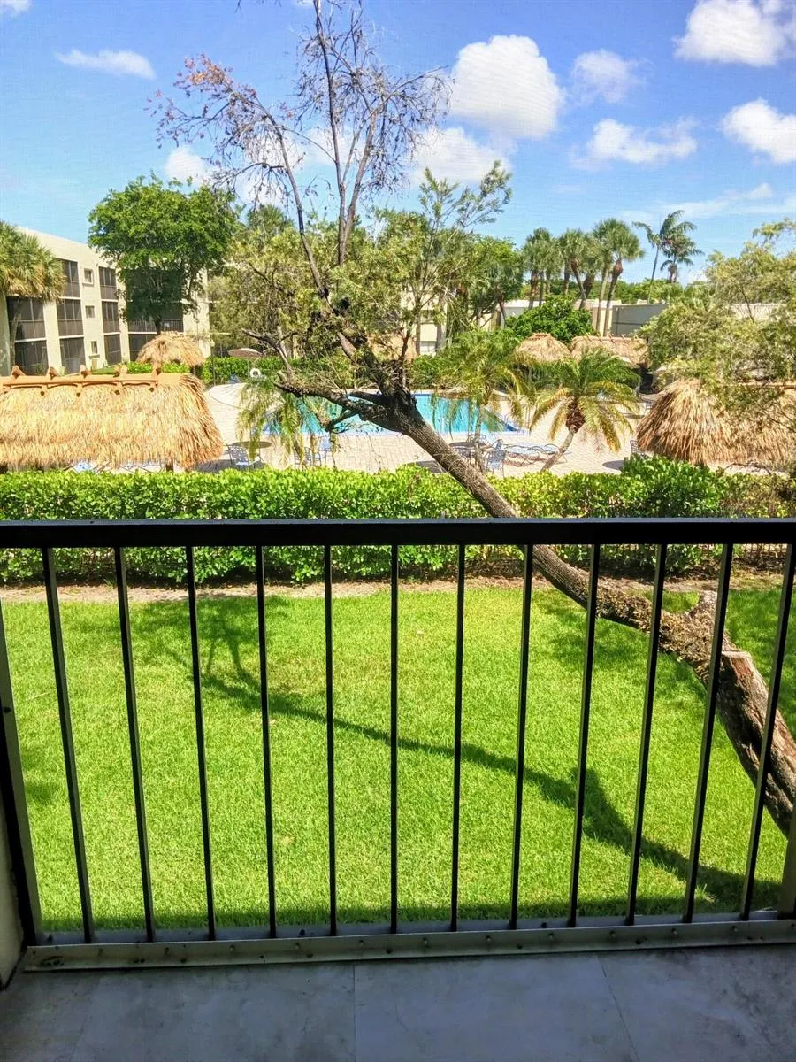 8015 SW 107th Avenue SW #218 Miami, FL 33173