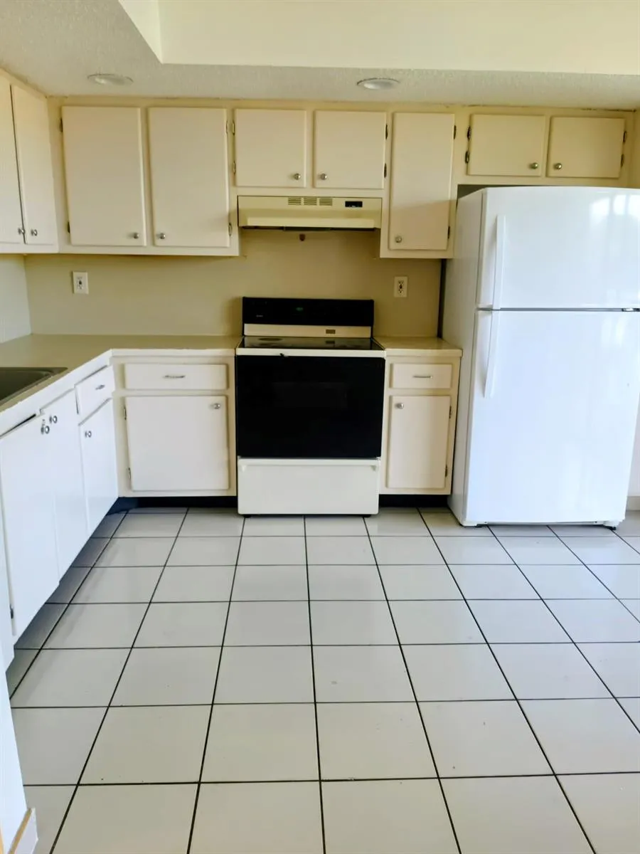 8015 SW 107th Avenue SW #218 Miami, FL 33173
