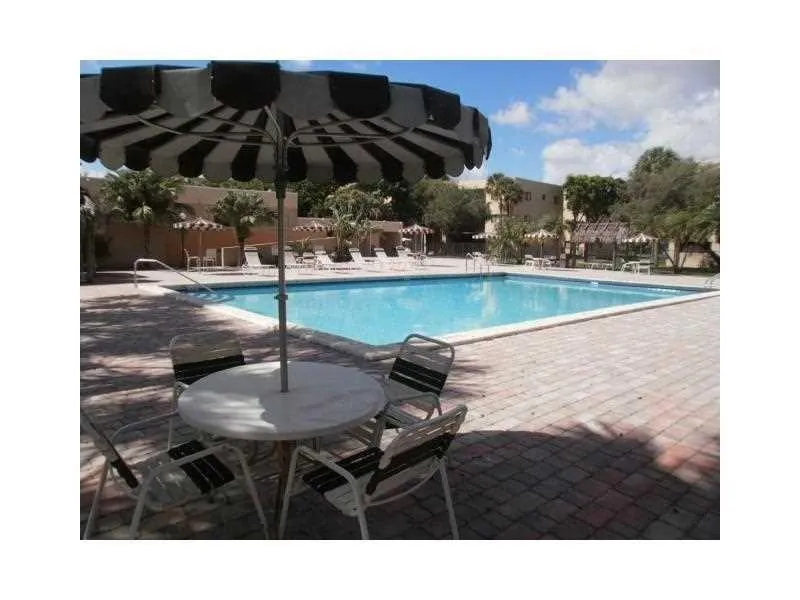 8015 SW 107th Avenue SW #218 Miami, FL 33173