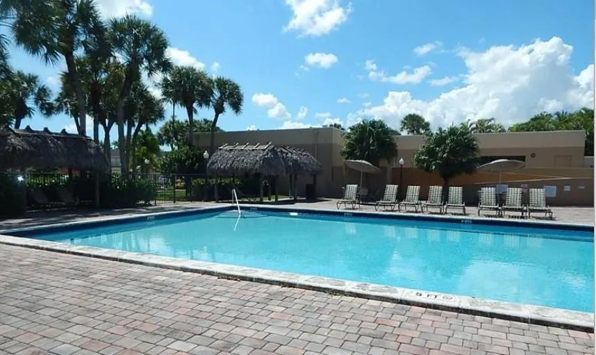 8015 SW 107th Avenue SW #218 Miami, FL 33173