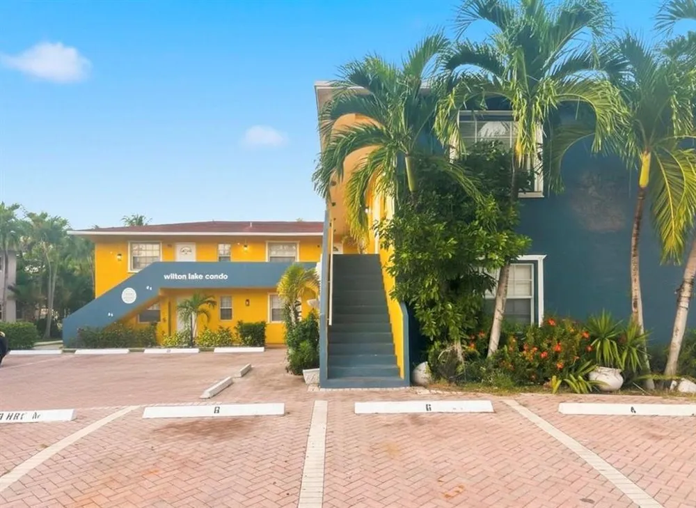51 NE 24th Street #6 Wilton Manors, FL 33305