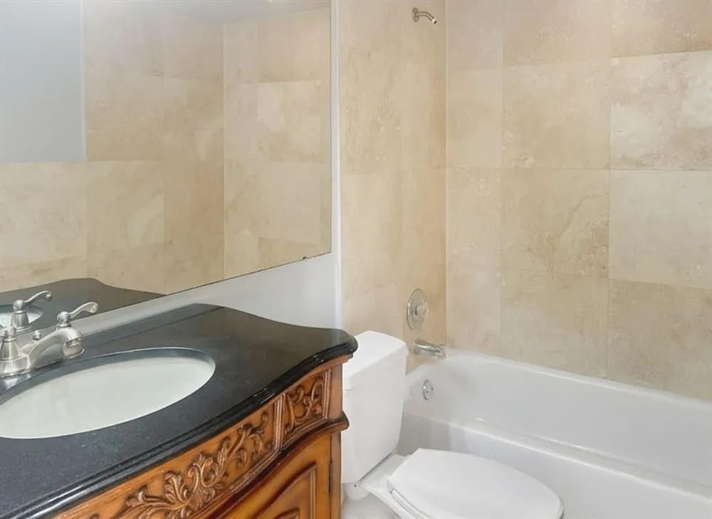 51 NE 24th Street #6 Wilton Manors, FL 33305