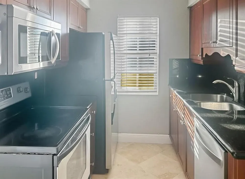 51 NE 24th Street #6 Wilton Manors, FL 33305