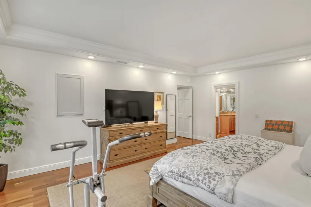 3400 Ocean Drive #101 Singer Island, FL 33404