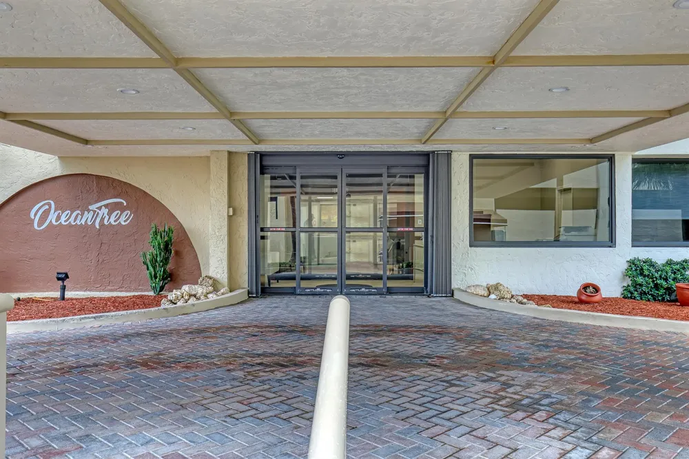3400 Ocean Drive #101 Singer Island, FL 33404