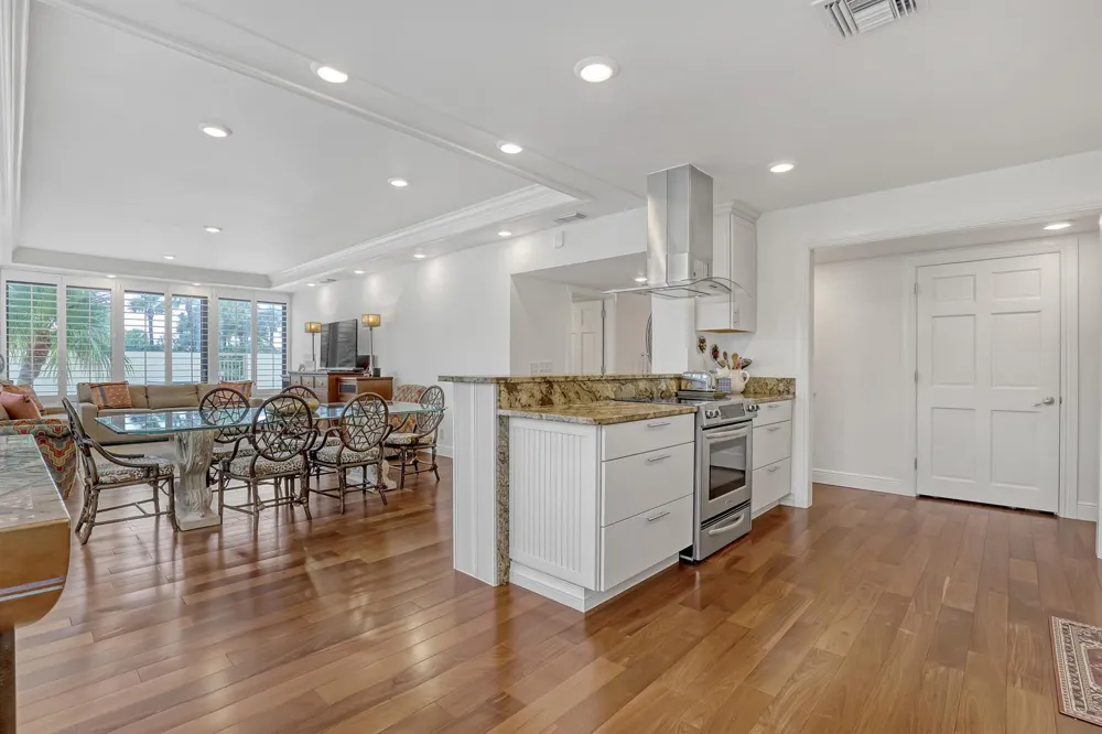 3400 Ocean Drive #101 Singer Island, FL 33404