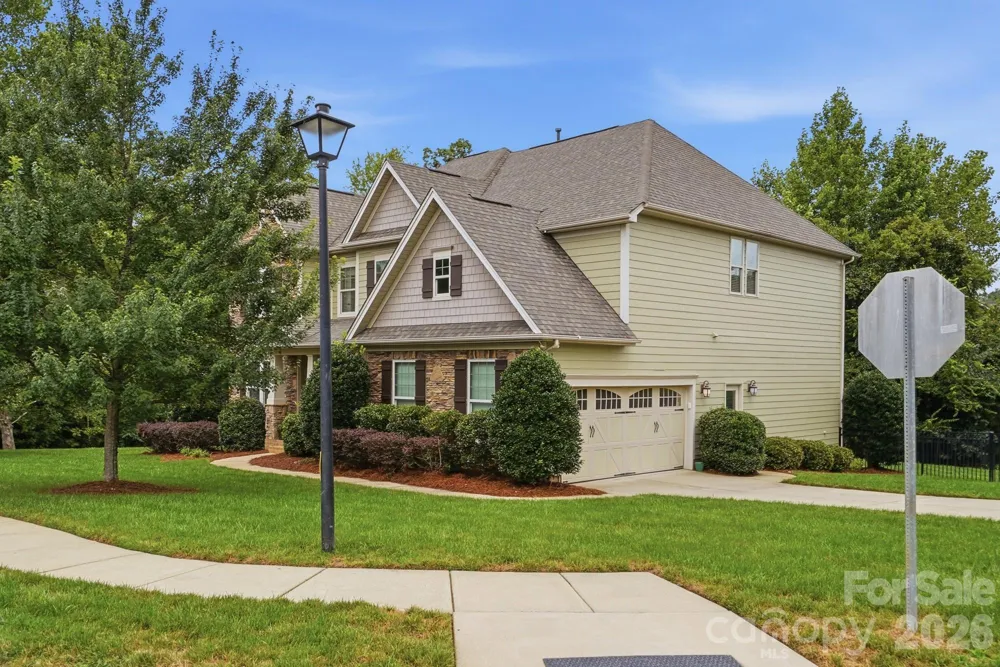 534 Iron Horse Lane Midland, NC 28107