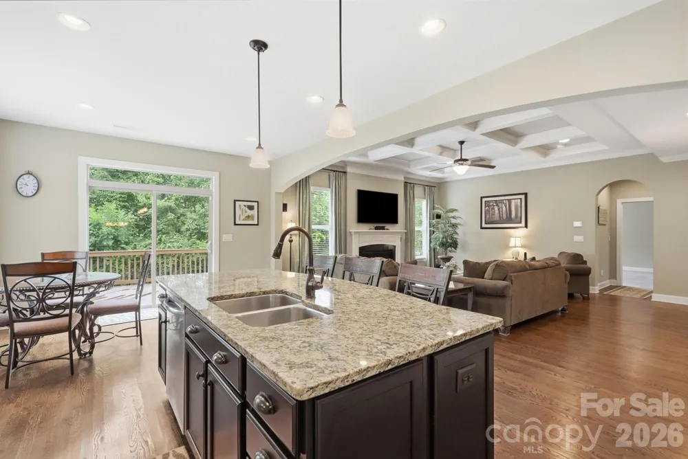 534 Iron Horse Lane Midland, NC 28107