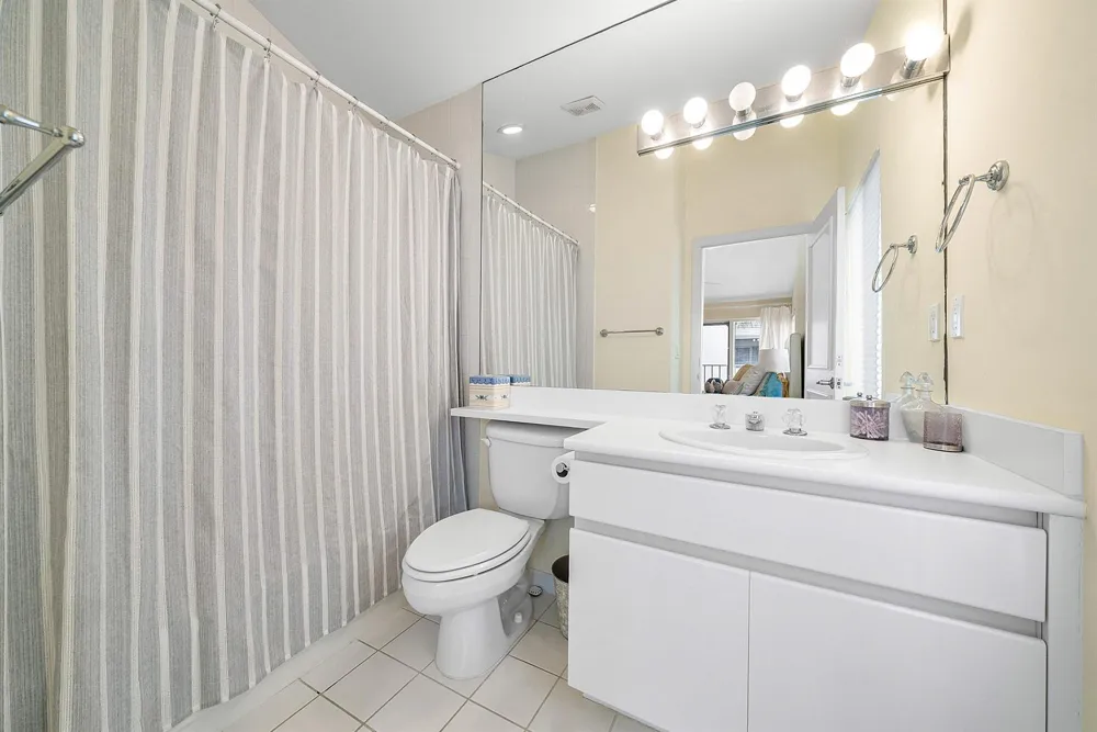 2115 S Ocean Boulevard #14 Delray Beach, FL 33483