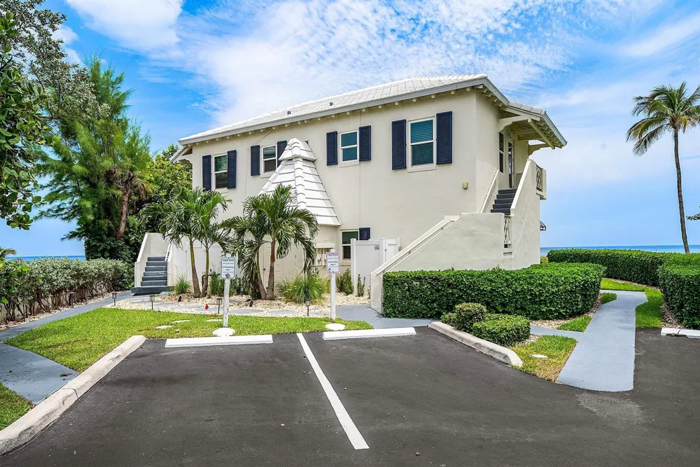 2115 S Ocean Boulevard #14 Delray Beach, FL 33483