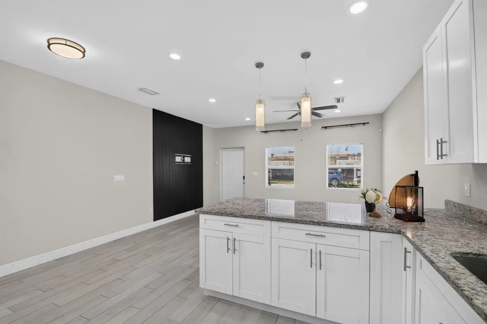 2694 Nokomis Avenue West Palm Beach, FL 33409