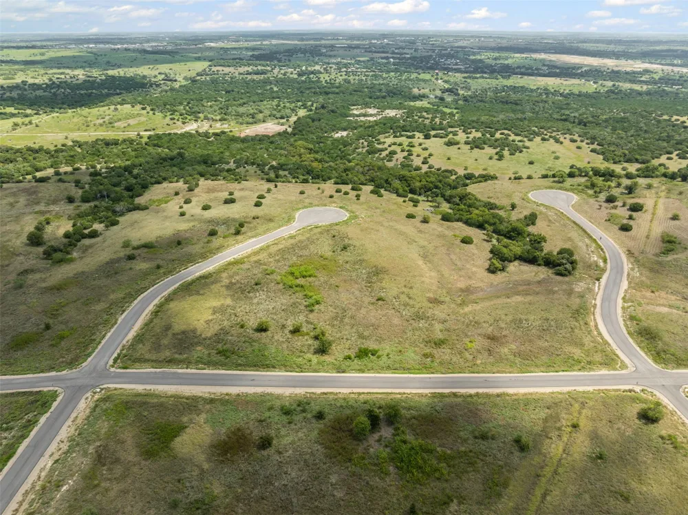 3517 Bravery Drive Cresson, TX 76035