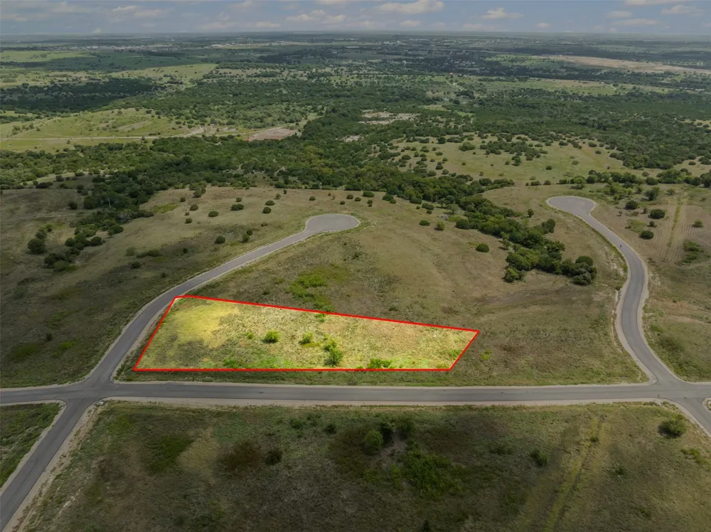 3517 Bravery Drive Cresson, TX 76035