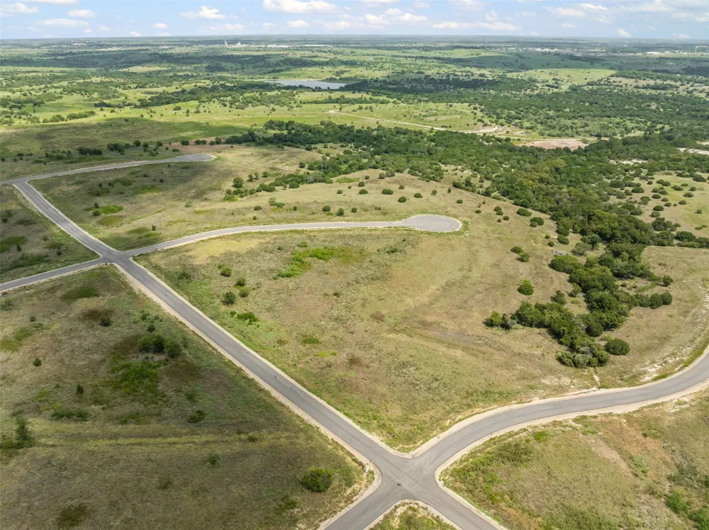 3517 Bravery Drive Cresson, TX 76035