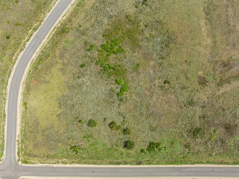 3517 Bravery Drive Cresson, TX 76035