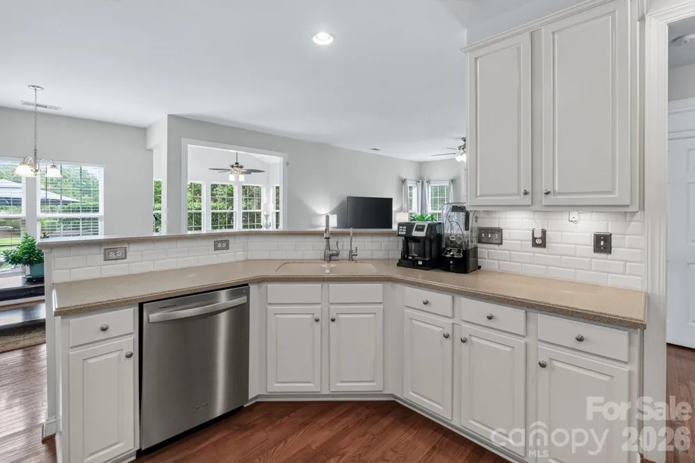 127 Corona Circle Mooresville, NC 28117