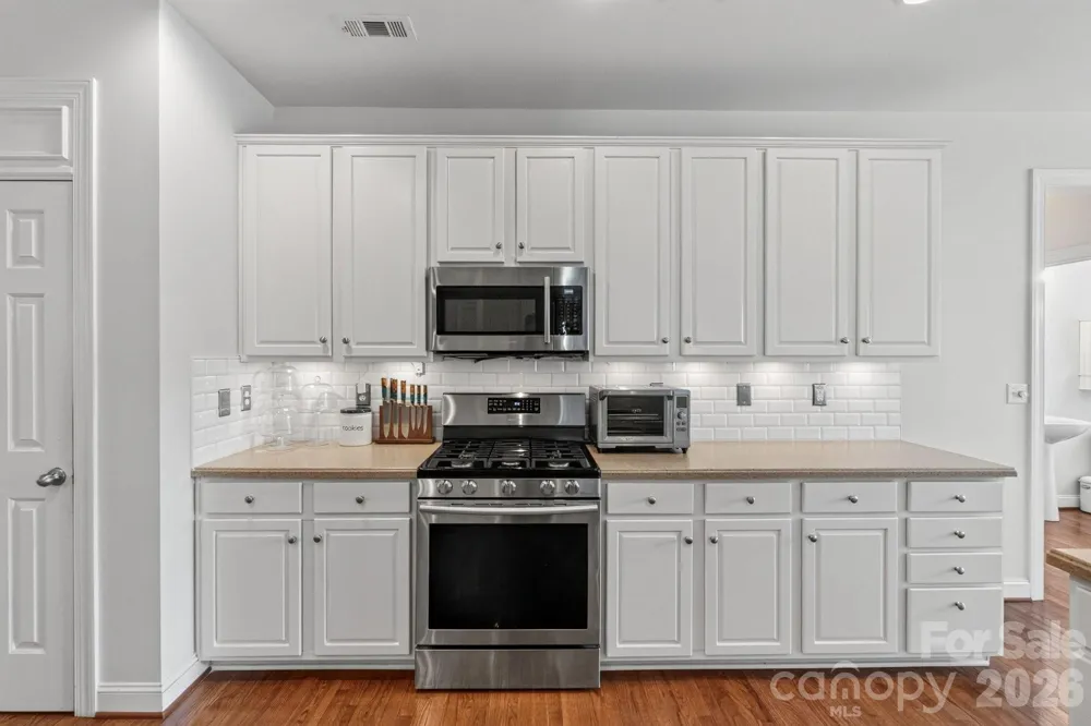 127 Corona Circle Mooresville, NC 28117