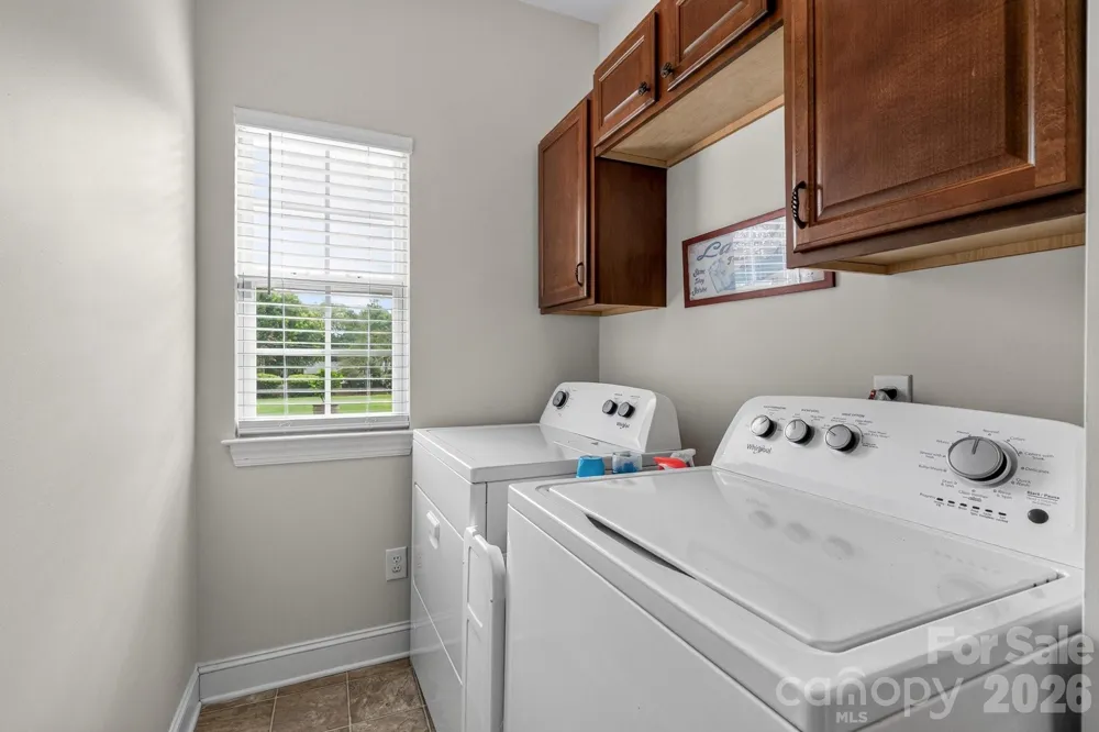 127 Corona Circle Mooresville, NC 28117