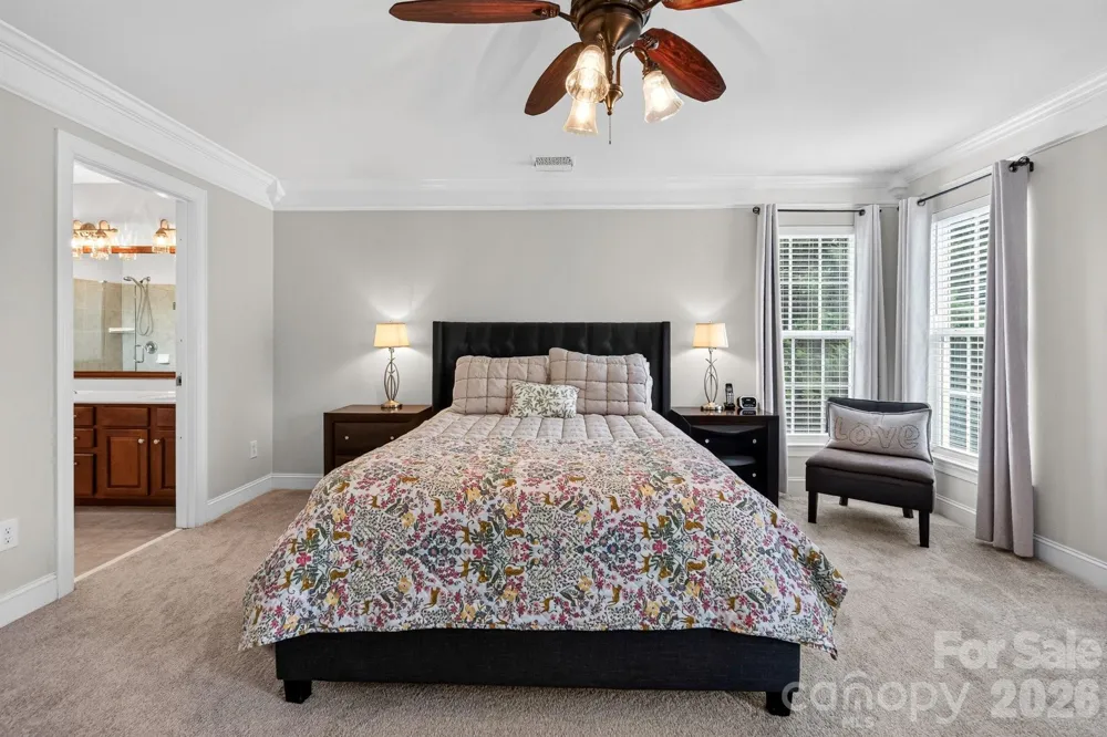 127 Corona Circle Mooresville, NC 28117
