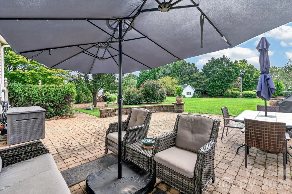 127 Corona Circle Mooresville, NC 28117